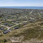 Aurore - 700m From The Sea By Interhome