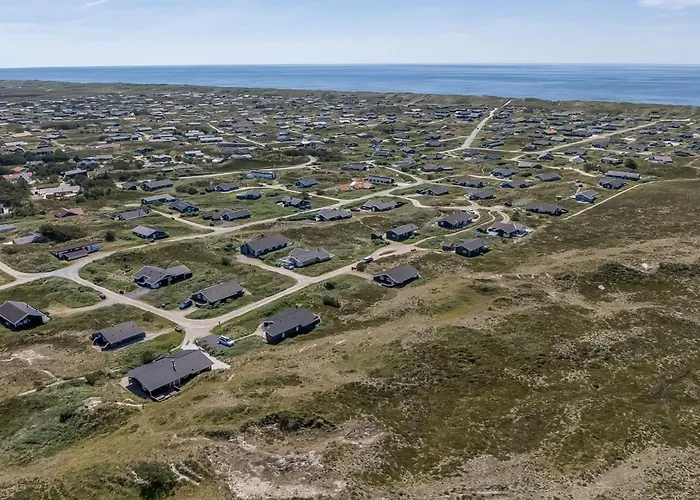 Aurore - 700m From The Sea By Interhome